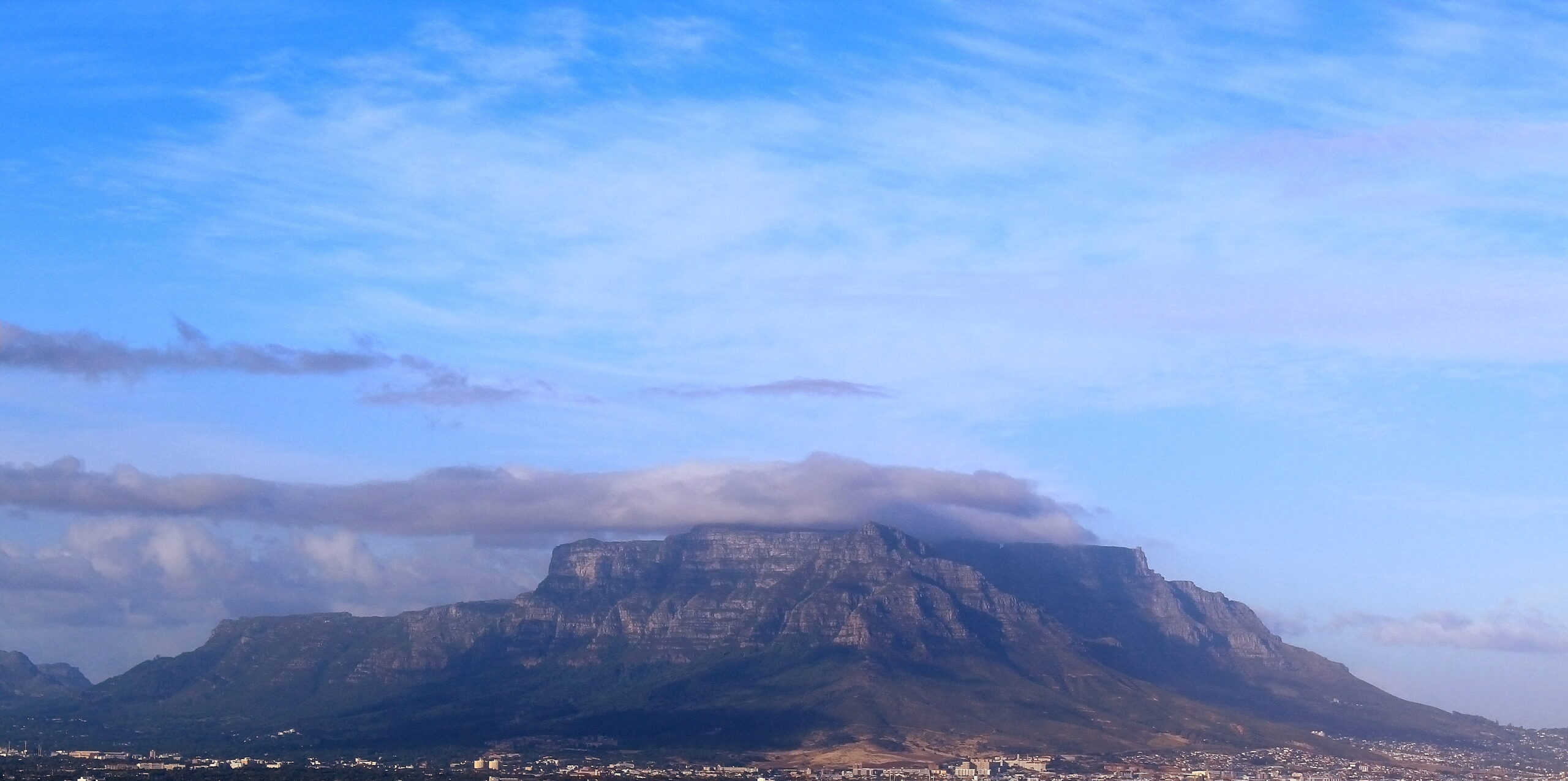 Cidade do Cabo: entre montanhas monumentais, oceanos selvagens e a alma vibrante da África do Sul