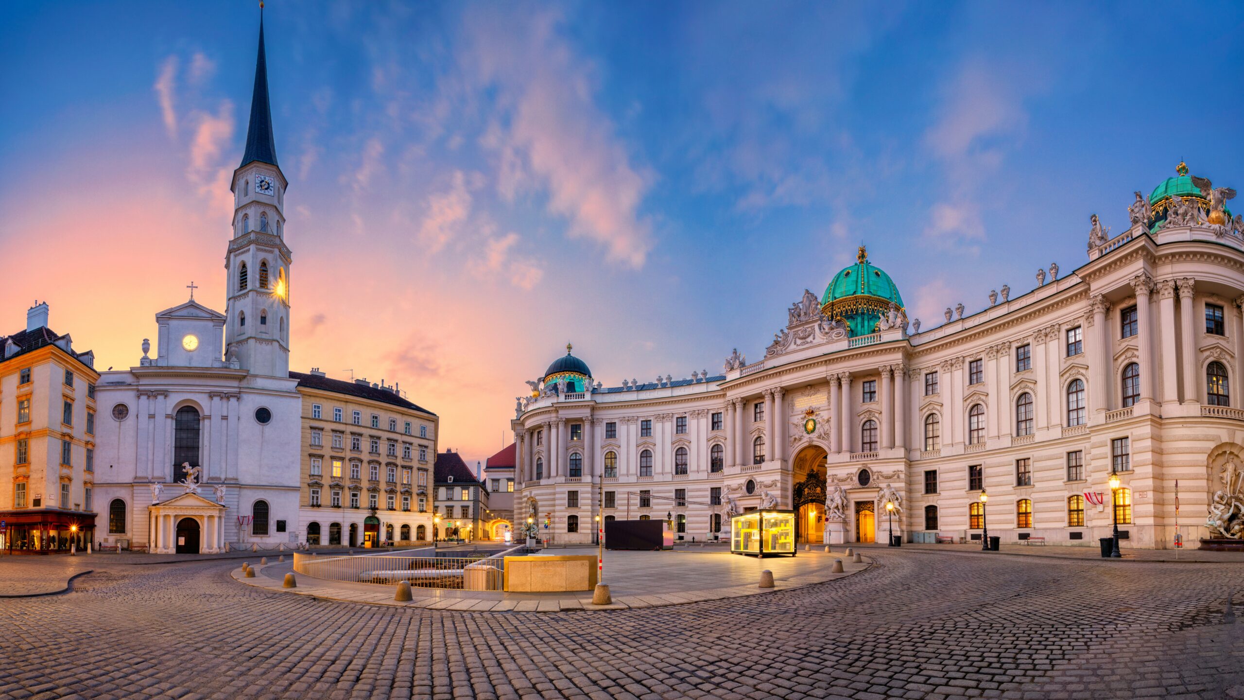 Viena, entre impérios, concertos e revoluções culturais