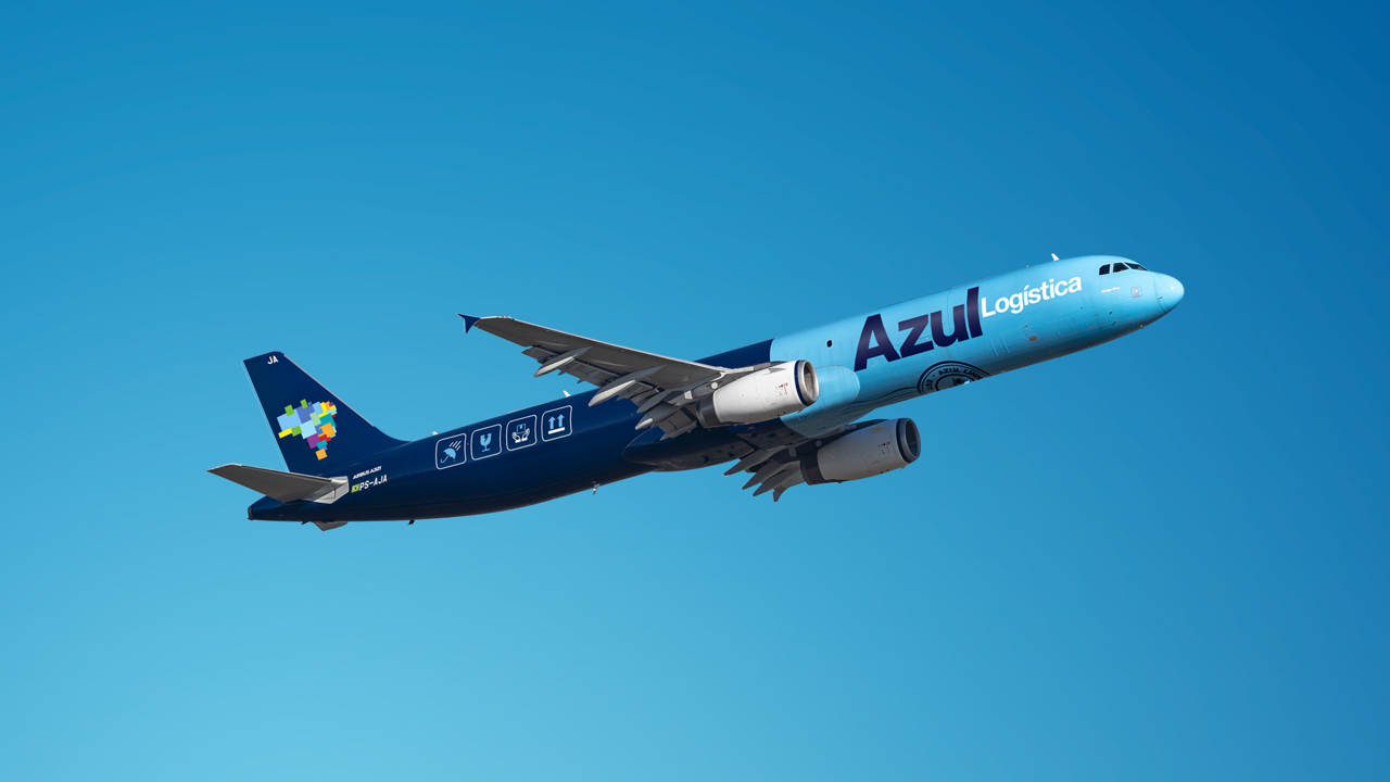 Azul incluiu novos snacks da Marilan no serviço de bordo